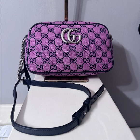 Gucci Marmont Crossbody - Picture 11 of 11